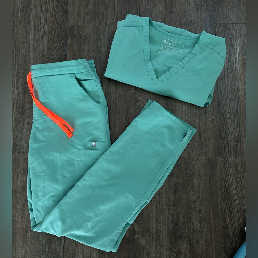 Figs sage green scrub set